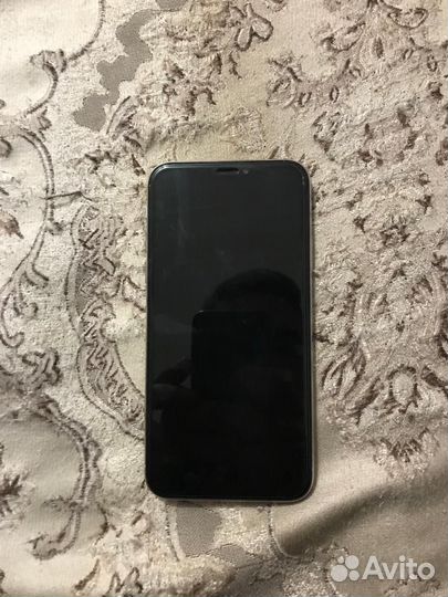 iPhone X, 64 ГБ