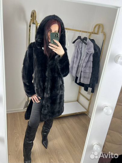 Шуба норковая с капюшоном новая