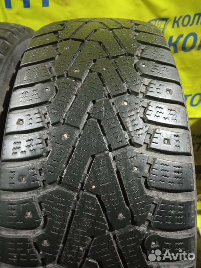 Pirelli Ice Zero 215/65 R16