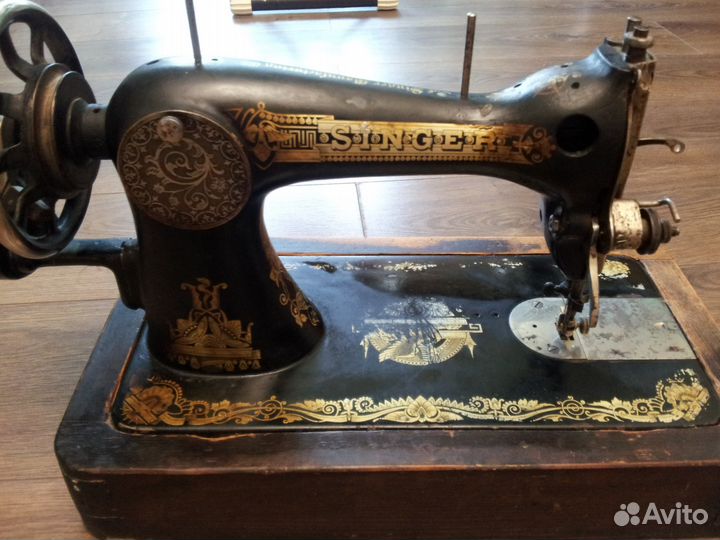 Швейная машинка Singer