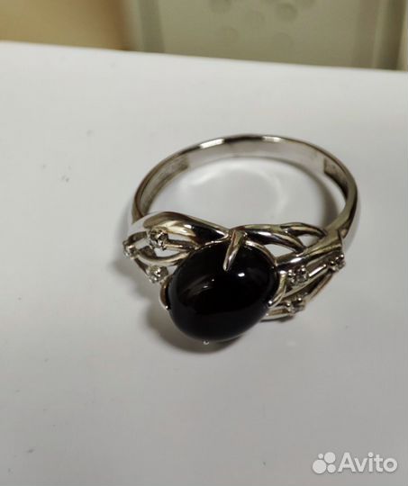 Кольцо с натур.черным Агатом и фианитами серебрян