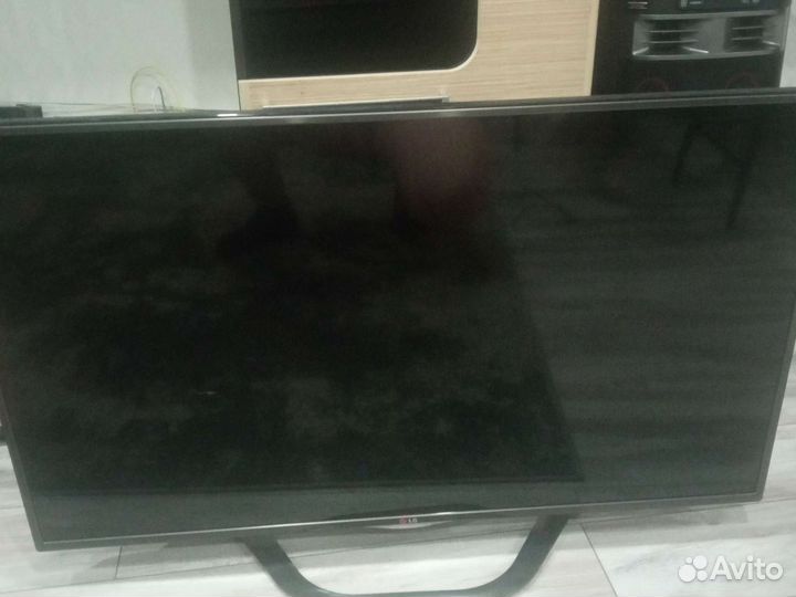 Телевизор LED бу lg 47LA620V