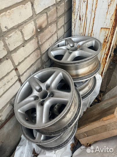 Диски R16 Toyota Harrier