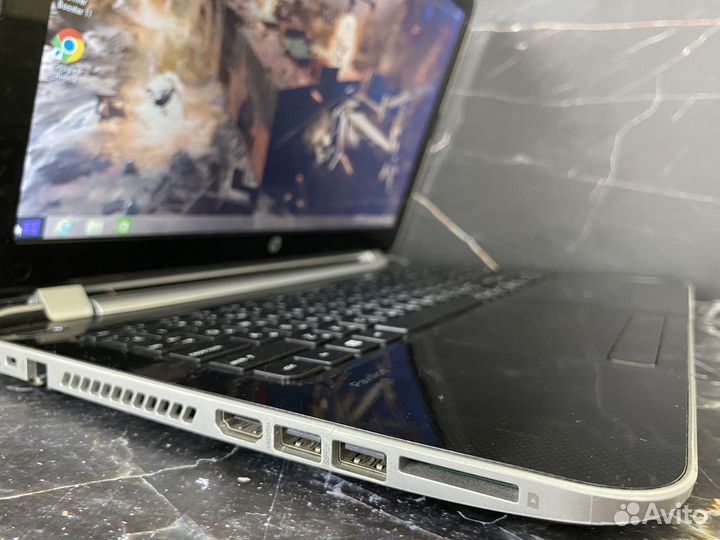 Мощный игровой ноутбук HP core i3/ HDD 500 / 15