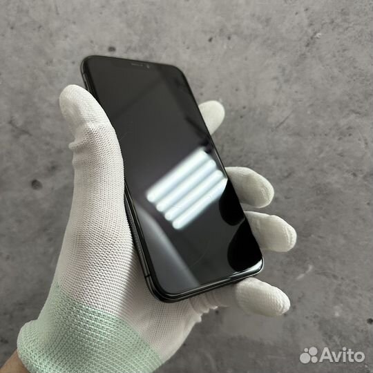 iPhone X, 256 ГБ