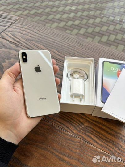 iPhone X 64gb Отличнoе состояниe Whitе