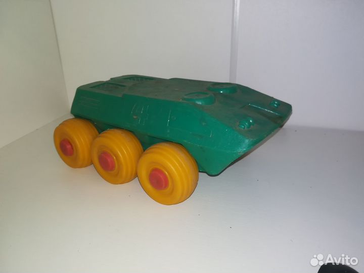 Игрушка бтр СССР