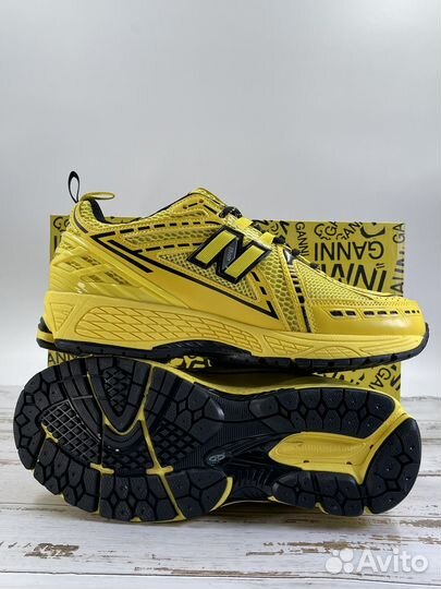 Кроссовки new balance 1906r Blazing Yellow