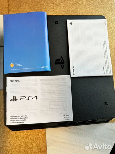 Sony PS4 slim