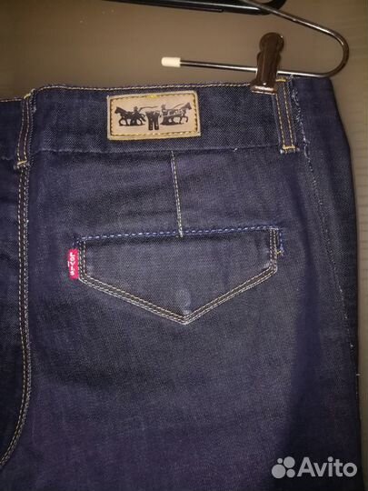 Джинсы женские широкие М, 44 Levis