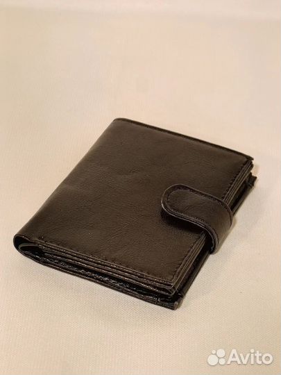 Бумажник мужской