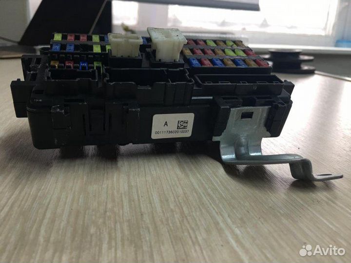 Блок предохранителей Infiniti Q50 V37 M274DE20AL