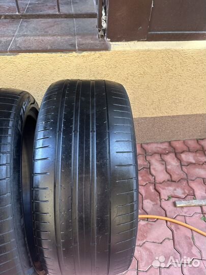 Pirelli P Zero 275/40 R21 и 315/35 R21