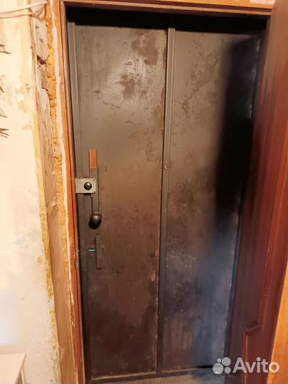 Дверь входная железная уличная бу