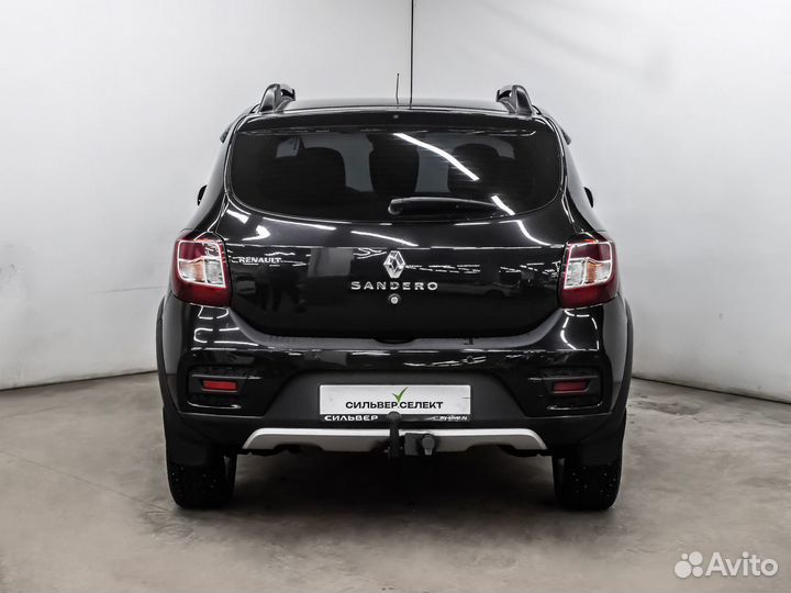 Renault Sandero Stepway 1.6 AT, 2019, 82 302 км