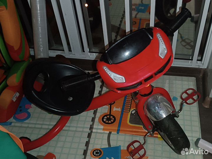 Детский трехколесный велосипед