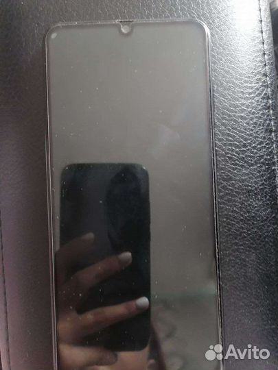 Телефон Samsung galaxy а70