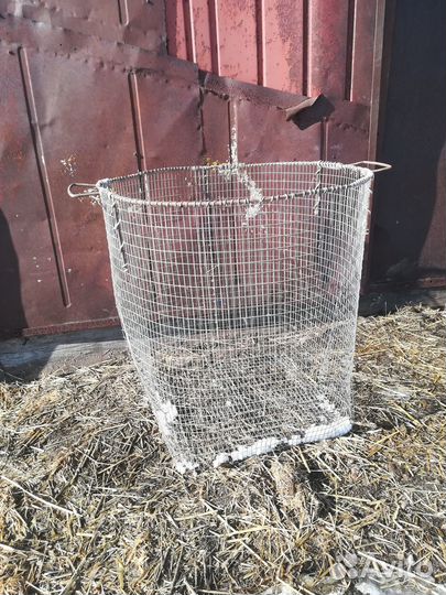 Корзина для соломы, сена