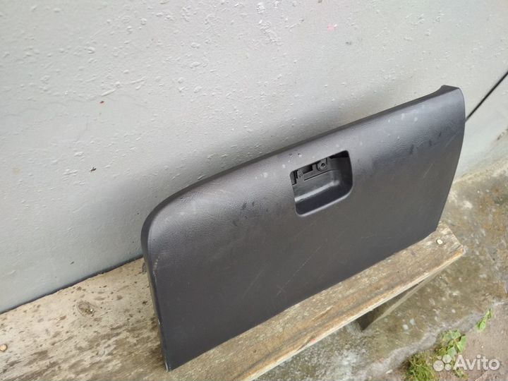 Бардачок Hyundai Elantra (2000-2006)