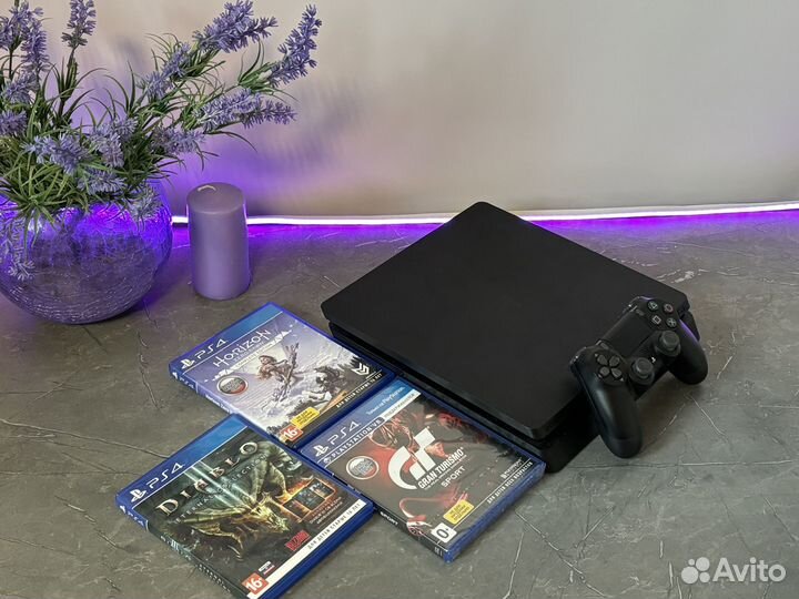 Sony PlayStation 4 Slim 1 TB + Игры/Геймпад