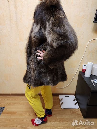 Шуба из енота Sagitta