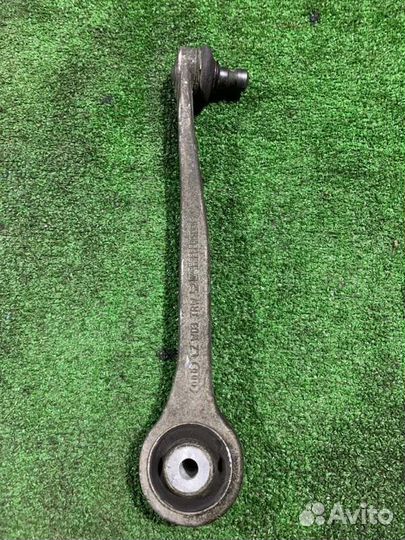 Рычаг передний левый Audi A4 B8 CDN 2010
