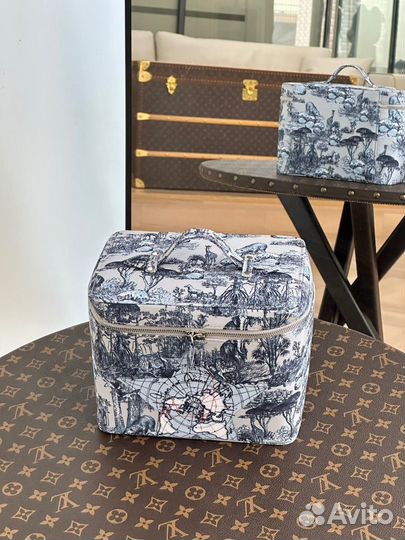 Косметичка Dior