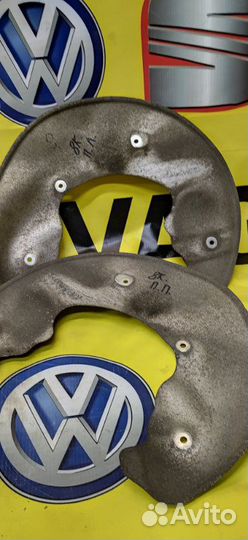 Защита-пыльник тормозного диска передний Audi A4