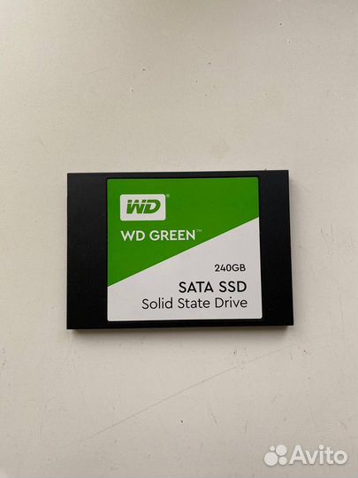 SSD-накопитель 240 гб