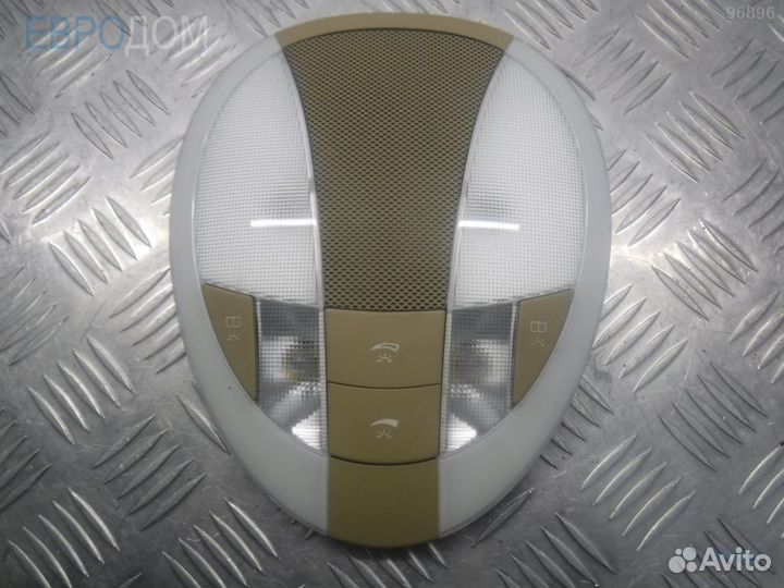 Светильник салона mercedes W211 s1108942