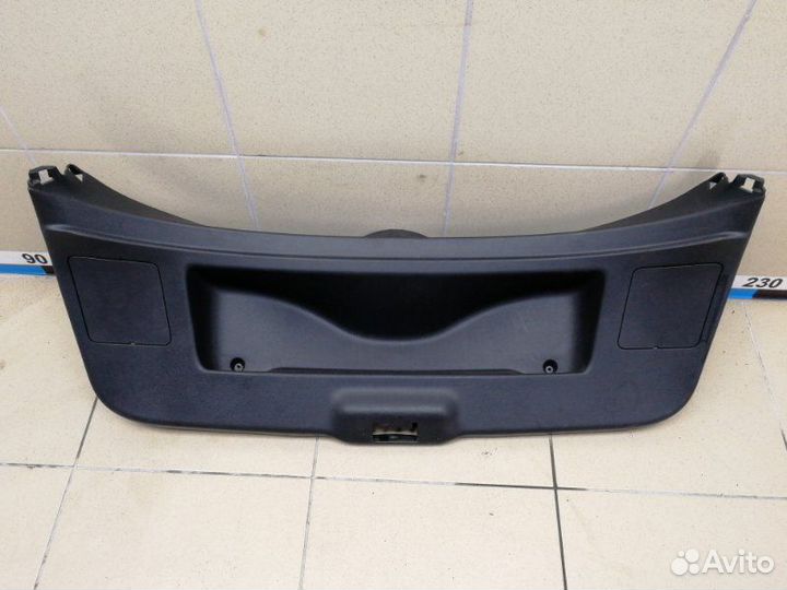 Обшивка двери багажника задняя Renault Megane 3