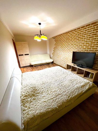 1-к. квартира, 45 м², 8/15 эт.