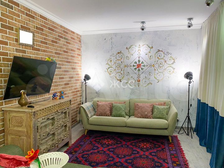 2-к. квартира, 65,2 м², 12/17 эт.