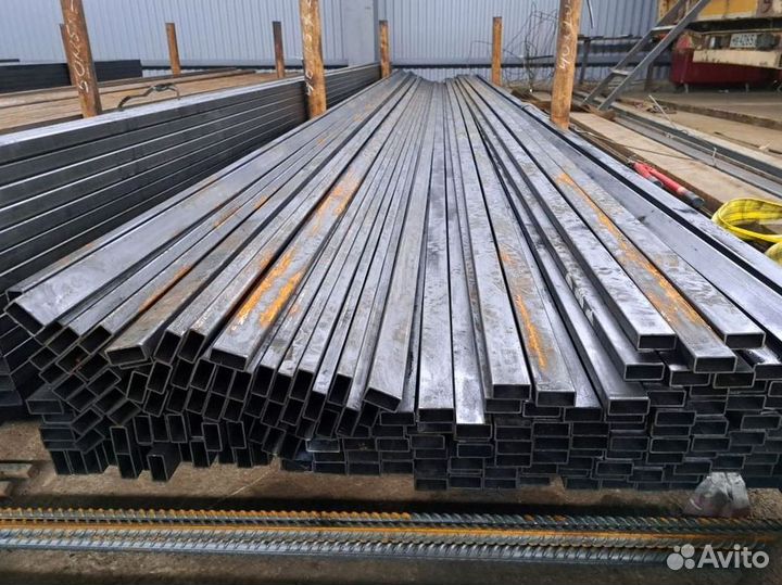 Профильная труба новая