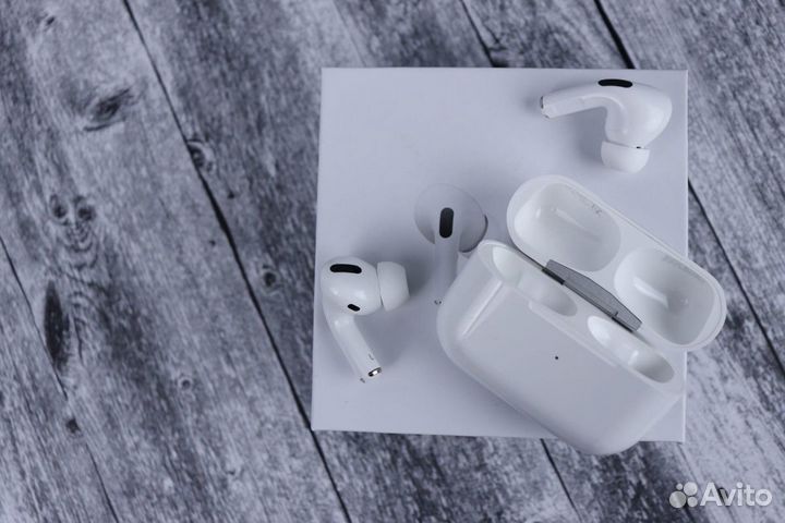 Беспроводные наушники AirPods Pro