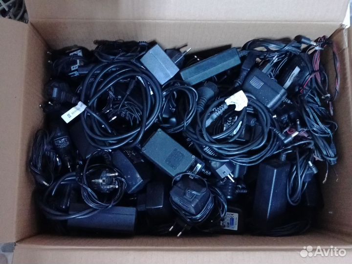 Блоки питания в ассортименте