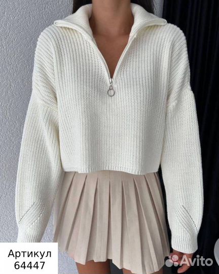 Свитер укороченный