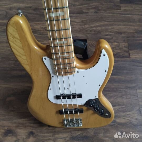 Бас-гитара Fender Jazz Bass ‘75 Vintage Reissue JB