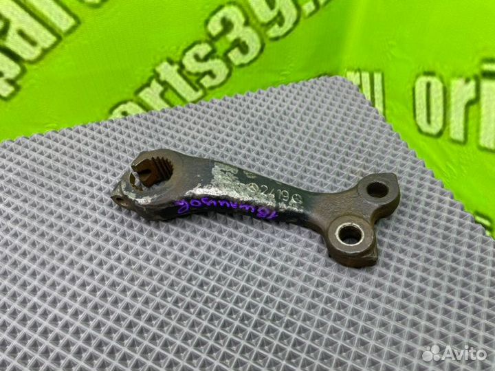 Рулевая сошка Mercedes-Benz E-Class W124 M111 2.0