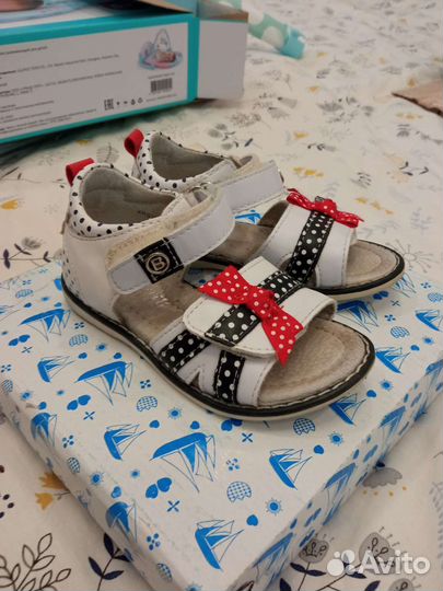 Босоножки для девочки