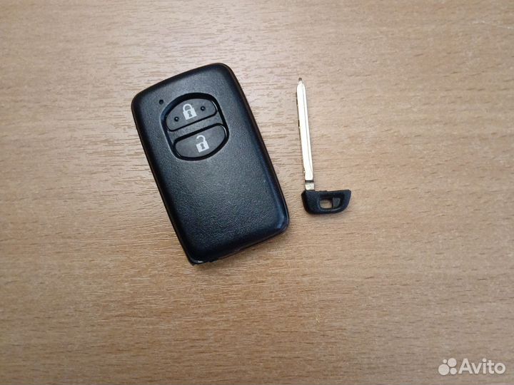Смарт ключ toyota mark x
