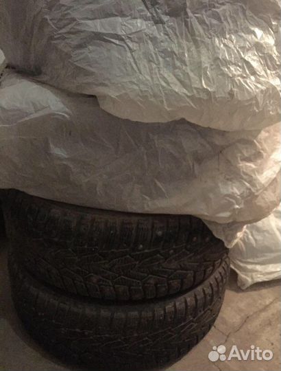 Nokian Tyres Hakkapeliitta 7 215/60 R16