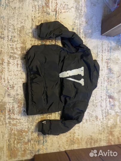 Пуховик Vlone