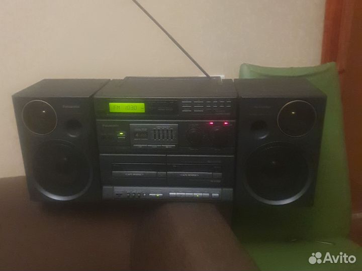 Музыкальный центр panasonik S-XBS