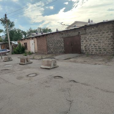Склад 112 м2 с участком 288 м2