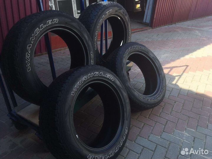 Goodyear Wrangler SilentArmor 275/60 R20 114M