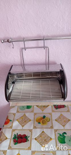 Хлебница навесная вместе с рейлингом