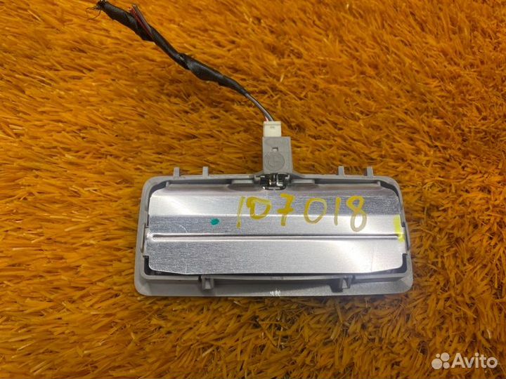 Плафон освещения Bmw 5-Series F10 N20B20B 2013