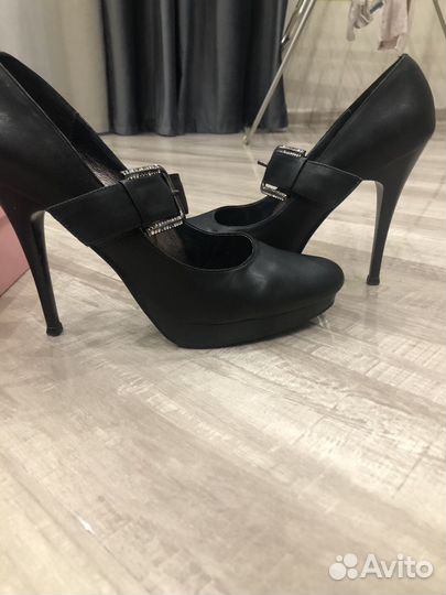 Туфли женские