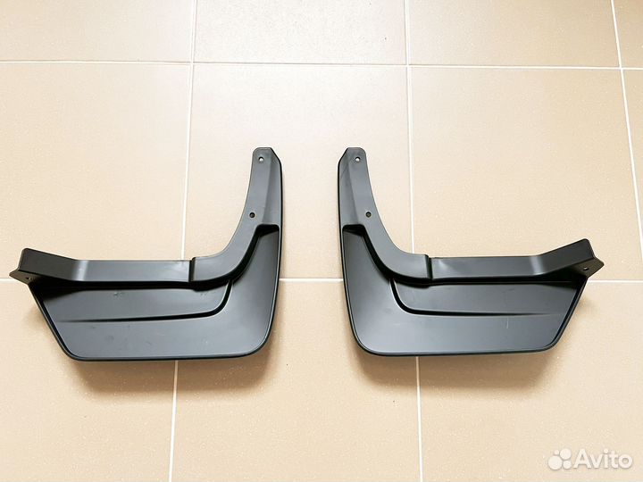 Задние брызговики на Renault Duster 2